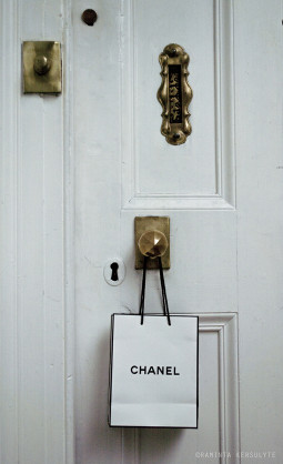 Savvy shopping guide