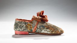 The Great Divide: Footwear in the Age of Enlightenment