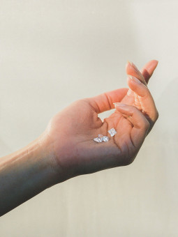 The First Certified Climate Neutral and Sustainability Rated Diamond