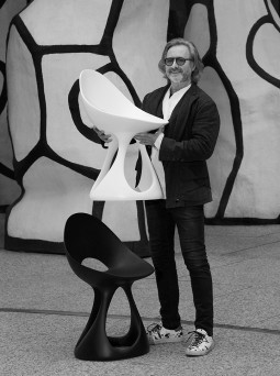 Paul Mathieu Introduces LIBRE Chair Collection