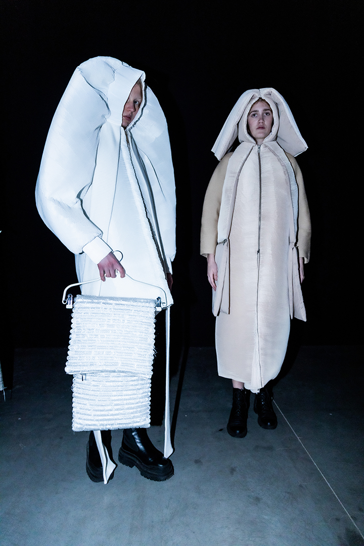 DZHUS AW22 by Max Martin