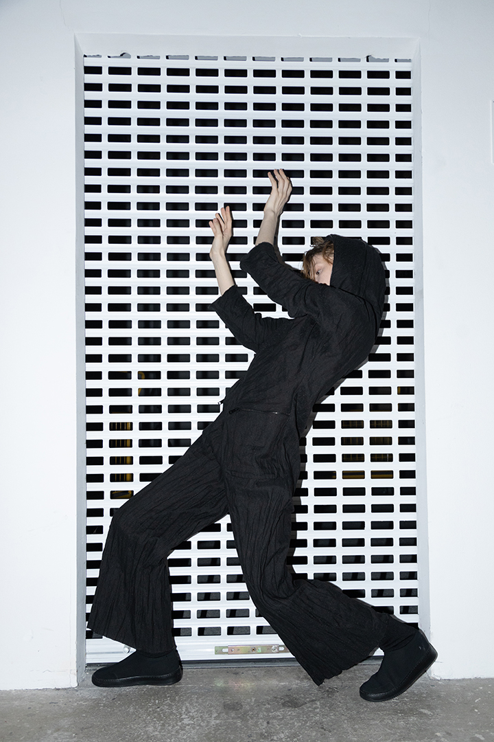 DZHUS AW22 by Max Martin